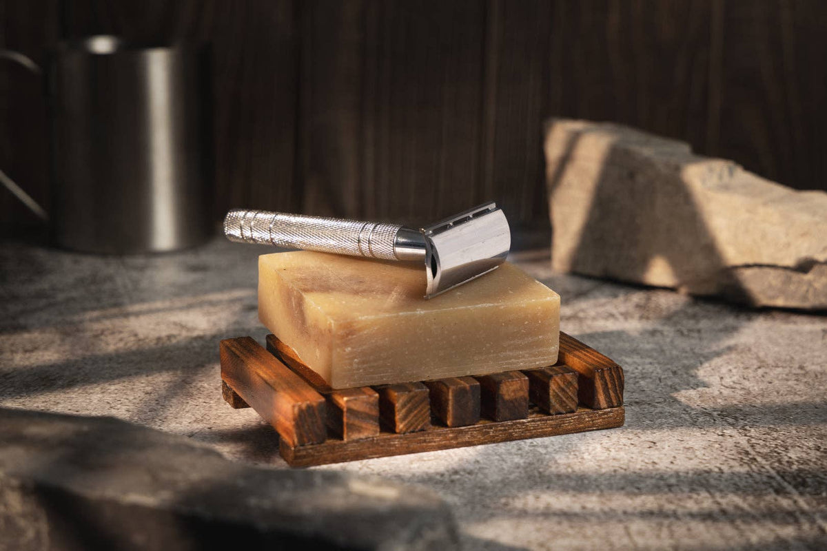 Desesh — Metal Safety Razor, Unisex (With 5 Platinum Coated Blades)