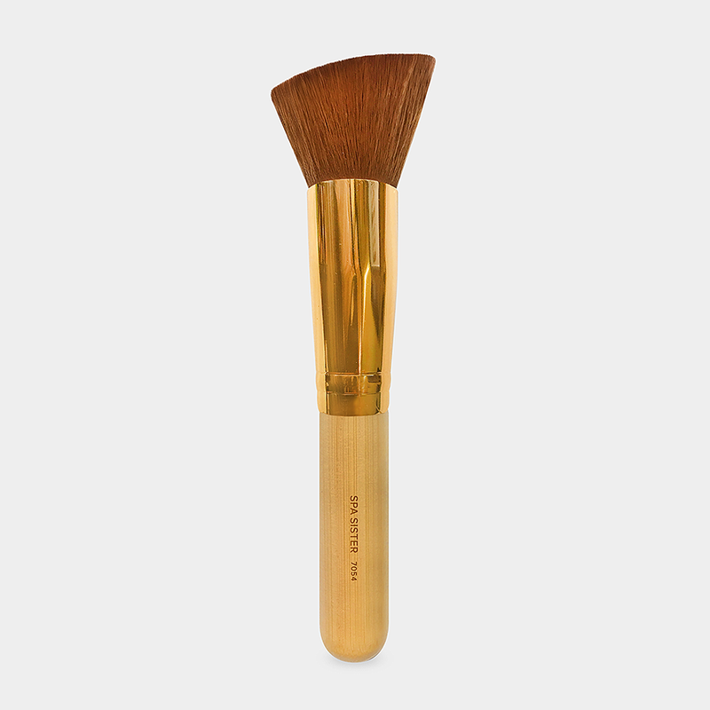 Bath Accessories Company — Angled Flat Kabuki Brush - Vegan