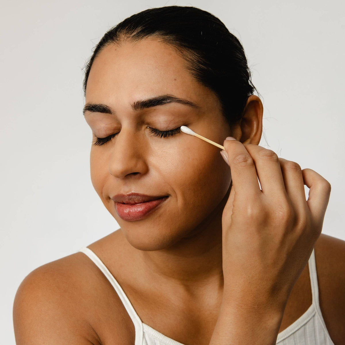UpCircle USA — 200 Bamboo + Organic Cotton Buds - Plastic Free Bathroom